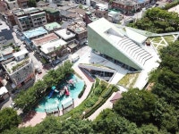 주변 자연과 물 흐르듯 소통… 도서관 내부공간 공원으로 확장되다 | 서울신문 주변 자연과 물 흐르듯 소통… 도서관 내부공간 공원으로 확장되다