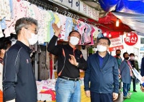 깔끔한 거리·태릉시장 상생… 제2 도약 모색하는 중랑 | 서울신문 깔끔한 거리·태릉시장 상생… 제2 도약 모색하는 중랑