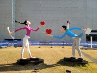 [거리 미술관]21. 행복한 순간 | 서울신문 [거리 미술관]21. 행복한 순간