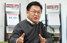 존리 메리츠자산운용 대표, 불법 투자 의혹으로 금융당국 조사 | 서울신문 존리 메리츠자산운용 대표, 불법 투자 의혹으로 금융당국 조사