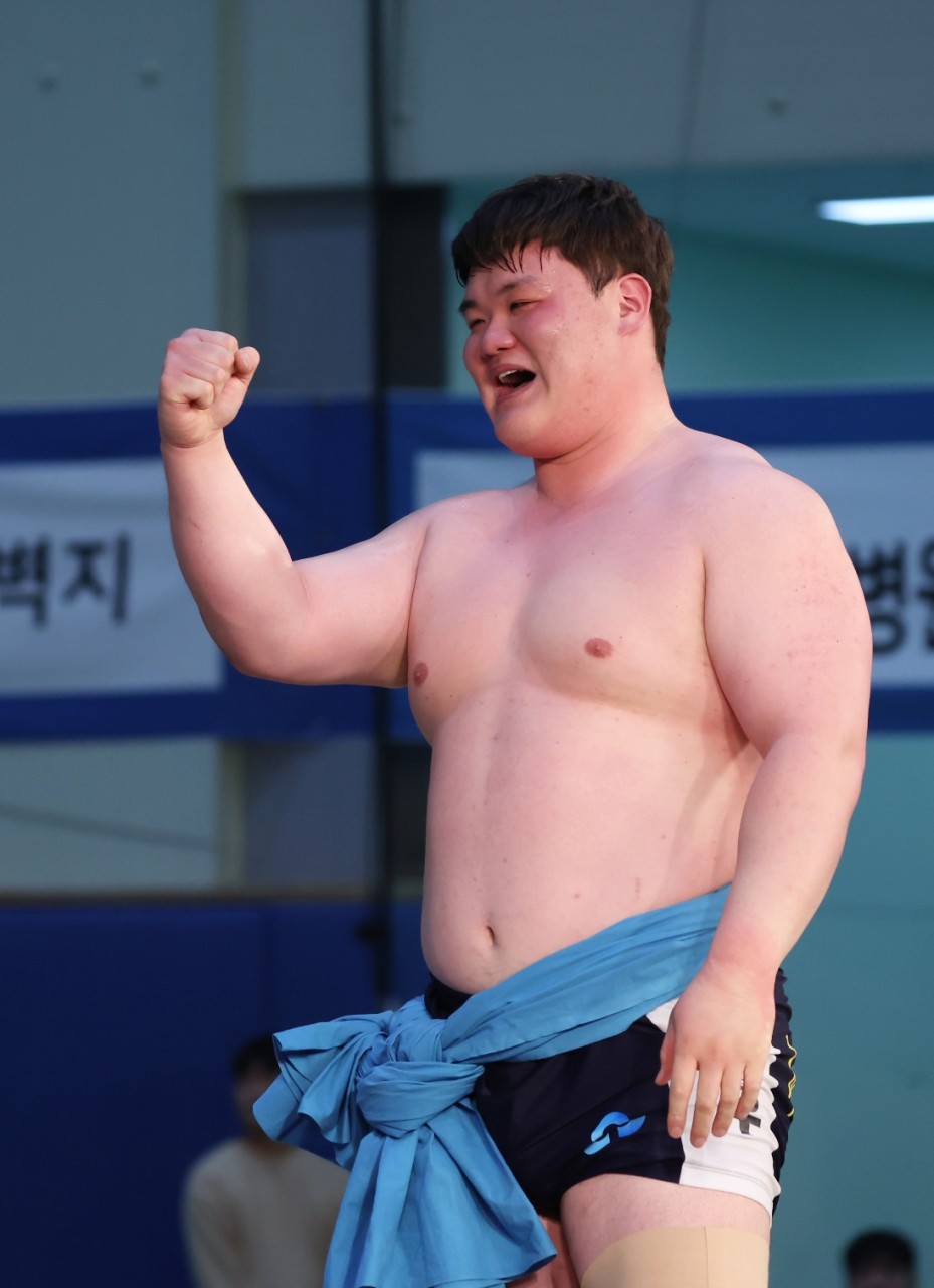 김민재, 올해 설날 씨름대회에서 백두장사 등극! 전관왕을 향한 한 발짝