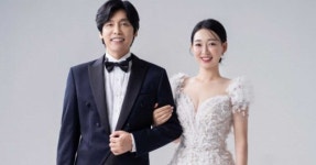 최성국, 아빠 된다…24세 연하 아내 임신 | 서울신문 최성국, 아빠 된다…24세 연하 아내 임신