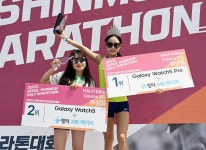 1시간 30분 만에 ‘하프’ 완주 50대 “한 달에 500~600km 뛰었죠” | 서울신문 1시간 30분 만에 ‘하프’ 완주 50대 “한 달에 500... 