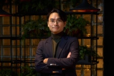 영화 ‘데드맨’ 하준원 감독 “이름과 책임 화두 담으려 ‘바지사장’ 내세워” | 서울신문 영화 ‘데드맨’ 하...