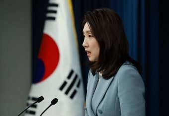 대통령실 “어느 나라도 환자 볼모 안삼아”… 의대 증원 2000명 조정 불가 | 서울신문 대통령실 “어느 나라도 환자 볼모 안삼아”… 의대...