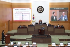 김영철 서울시의원 “서울시 ‘개발제한구역 효율적 관리·활용방안 마련’ 용역 착수 환영” | 서울신문 김영철 서울시의원 “서울시... 