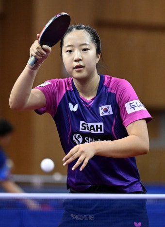 전지희, 오준성 나란히 WTT 챔피언스 인천 2024 남녀 단식 16강 진출…신유빈 1회전 탈락 | 서울신문 전지희, 오준성 나란히 WTT 챔피언스...