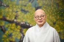 “경쟁·갈등·스트레스에 정신 황폐… 명상 대중화로 치유 나설 것”[최광숙의 Inside] | 서울신문 “경쟁·갈등·스트레스에 정신 황폐... 