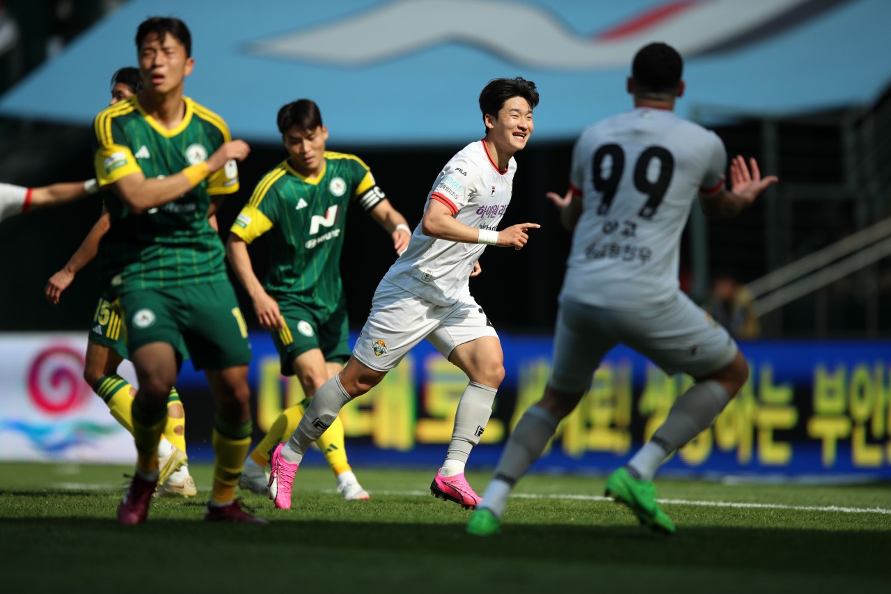 FC안양 유병훈 감독, 전북 현대 수비 놀랍게 평가하여 교훈 얻다