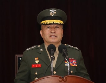 상반기 장성 인사… ‘채상병 사건 외압 의혹’ 김계환 해병대사령관 유임 | 서울신문 상반기 장성 인사… ‘채상병 사건 외압 의혹’ 김계환...