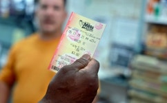 ‘1억원’ 대신 우정… 친구와 복권 당첨금 ‘반반’ 약속 지켰다 | 서울신문 ‘1억원’ 대신 우정… 친구와 복권 당첨금 ‘반반’ 약속 지켰다