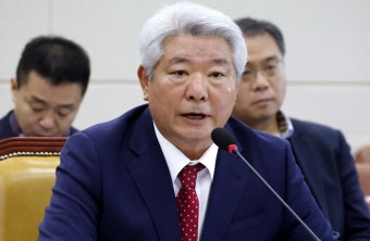 [속보] 김홍일 방통위원장, 탄핵안 보고 전 자진 사퇴 | 서울신문 [속보] 김홍일 방통위원장, 탄핵안 보고 전 자진 사퇴