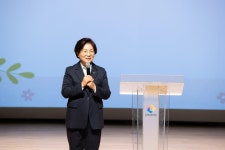 은평 어르신 ‘열정 꽃’ 일자리로 핀다[현장 행정] | 서울신문 은평 어르신 ‘열정 꽃’ 일자리로 핀다[현장 행정]