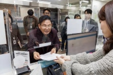 마포구 “모바일 주민등록증 발급 받으세요” | 서울신문 마포구 “모바일 주민등록증 발급 받으세요”