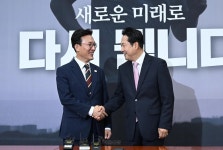 장동혁 “與 손잡기엔 너무 멀어” 김민석 “李대통령 野 회동 노력” | 서울신문 장동혁 “與 손잡기엔 너무 멀어” 김민석 “李대통령 野 회동... 