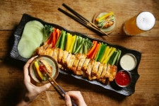 누구나홀딱반한닭, 추석 맞아 소비자·예비창업자 대상 프로모션 전개... 서울신문 누구나홀딱반한닭, 추석 맞아 소비자·예비창업자 대상... 