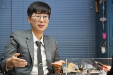 [월요인터뷰] 유튜브 ‘아는 변호사’의 이지훈 변호사, “결혼은 신중하게, 이혼은 신속하게…‘나 답게’ 살아야 행복하다” | 서울신문... 