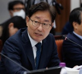 ‘SNS 저격수’로 부활한 한동훈…공개토론 도전장 | 서울신문 ‘SNS 저격수’로 부활한 한동훈…공개토론 도전장