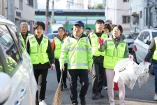 중랑구, 봄맞이 도시환경 정비…도시 미관 개선 | 서울신문 중랑구, 봄맞이 도시환경 정비…도시 미관 개선