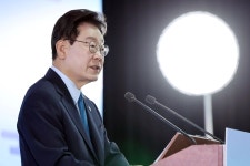 李 대통령 “부동산 대토론회, 주요 쟁점 사전 공지하겠다” | 서울신문 李 대통령 “부동산 대토론회, 주요 쟁점 사전 공지하겠다”