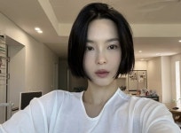‘개코와 이혼’ 김수미, 새 출발 알려…“절 찾아주셔서 감사” | 서울신문 ‘개코와 이혼’ 김수미, 새 출발 알려…“절 찾아주셔서 감사”