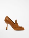 Max Mara Moccasin courts - ShopStyle Closed Toe Pumps