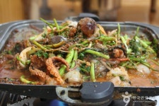 제철맞은 주꾸미가 펼치는 맛의 유혹 | 식신