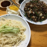단품메뉴 서울맛집 2탄. 추억 속 짜장면, 짬뽕. | 식신 단품메뉴 서울맛집 2탄. 추억 속 짜장면, 짬뽕. 옛 시절 추억이 담겨있는 오래전 그 맛.  | 식신