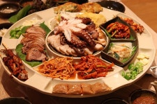 The 5 Best Pork Restaurants for 100 Years of Familiarity|yangjimalhwalogu-i,duamsigdang,chilgsan-e,songdogalmaegi,동봉 pick the... 
