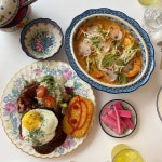 벚꽃 활짝 핀 미식의 천국 성수동 신상 맛집 5곳 | 식신
