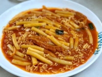 더쿠 - 쫀득함에 중독되는, 전국 밀떡볶이 맛집