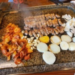 더쿠 - 지글지글 구워 먹는 맛! 돌판 구이 맛집