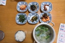 A treasure trove of romantic seafood! Tongyeong Winter &#39;Fish Road&#39;|man-seong-bog-jib,wonjomilmulsigdang,hansanseomsigdang... 