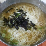 어려운 이웃에게 온정을 선물하는 아름다운 맛집 | 식신 어려운 이웃에 따뜻한 온정을 선물하는 가장 아름다운 맛집 | 식신