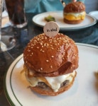 육즙 팡팡 터지는 수제버거 맛집 BEST 5 | 식신 총천연색 오감을 자극하며 육즙 팡팡 터지는 수제버거 맛집 BEST 5 | 식신