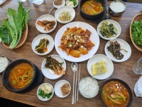 마음이 푸근해지는 애호박돼지찌개 맛집 5 | 식신