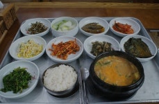 엄나무에걸린닭 - 충북, 진천 | 맛집검색 식신
