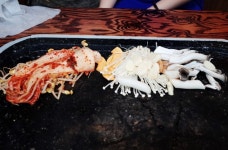 구들장왕돌판삼겹살 - 경기, 구리시, 수택동 | 맛집검색 식신
