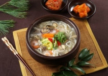 엄마손팥칼국수|경남 / 진주시, 한식맛집 | 식신 맛집추천  엄마손팥칼국수|경남 / 진주시, 한식맛집 | 식신 맛집추천