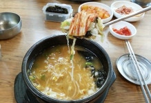 전주거꾸로콩나물국밥 - 울산, 남구, 달동 | 맛집검색 식신