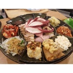 접시꽃보쌈황제해물문어보쌈 아산탕정점 - 충남, 아산시 아산배방 | 맛집검색 식신