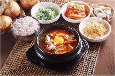 웰빙두부마을 - 서울 강남, 구로 대림 가산 금천구 | 맛집검색 식신