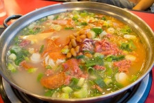 놀부부대찌개앤철판구이 - 서울, 영등포구, 영등포동8가 | 맛집검색 식신