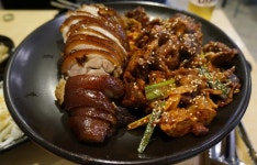이교수의 청춘족발 - 서울 강북, 연희동 | 맛집검색 식신