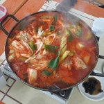 돌게장백반 - 경기, 수원-팔달구 인계 행궁 | 맛집검색 식신