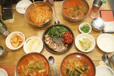 이화수전통육개장 대전변동점 - 대전, 서구-갈마 도마 | 맛집검색 식신