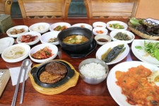 고색창연 - 경북, 경주시, 마동 | 맛집검색 식신
