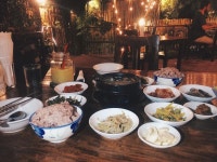 빅 트리 카페 (Big Tree Café) - 동남아, 라오스-루앙프라방 | 맛집검색 식신