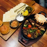 더판퓨차 - 경기, 수원-팔달구 인계 행궁 | 맛집검색 식신