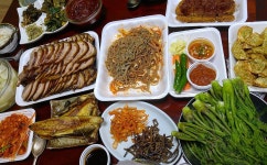 놀부도마왕족발보쌈 - 경기, 연천 | 맛집검색 식신